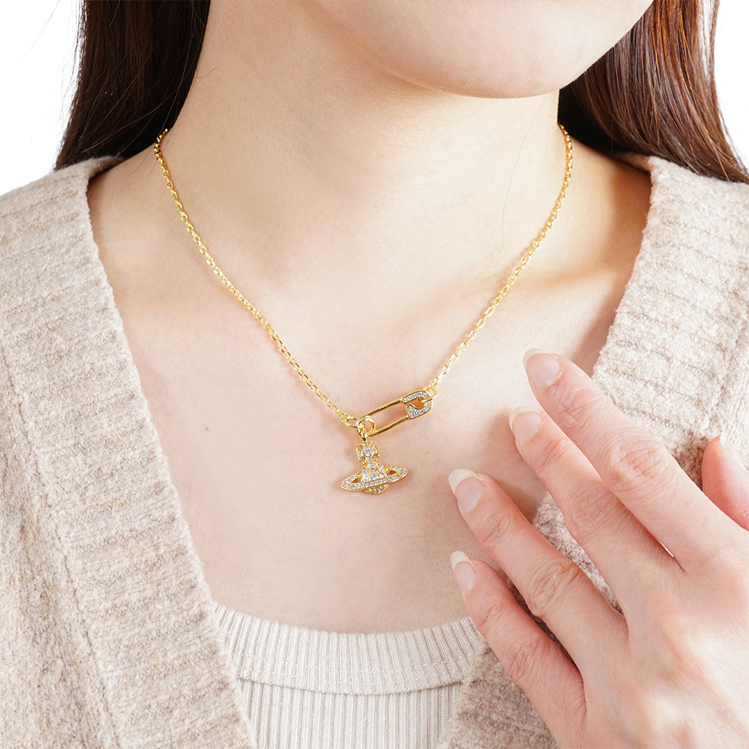 VWW Lucrece Pendant Necklace