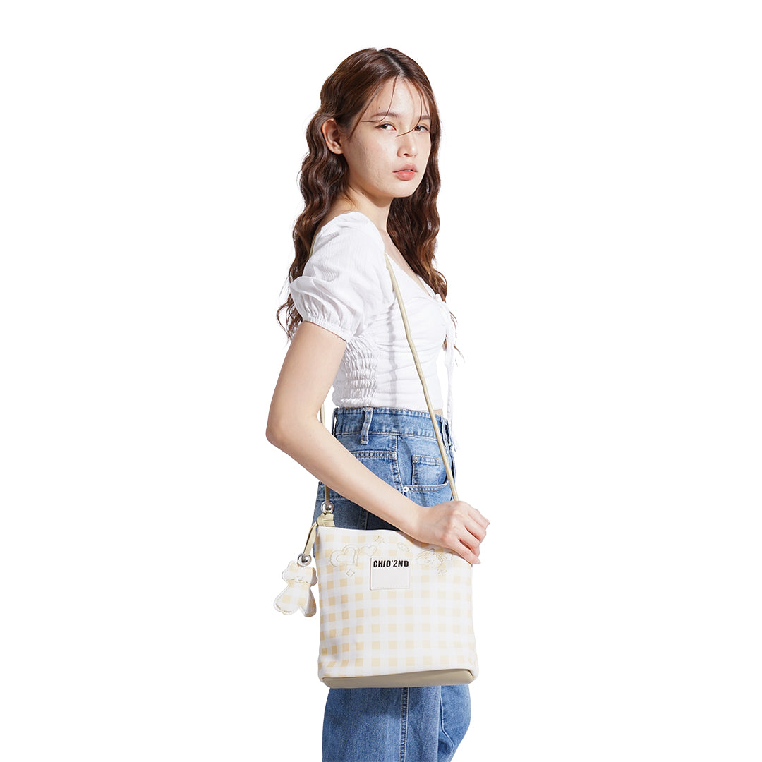 Chio'2nd Checkered Bucket Bag