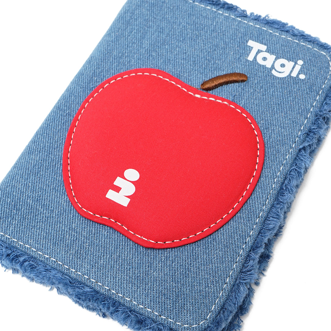 Tagi Apple Passport Holder