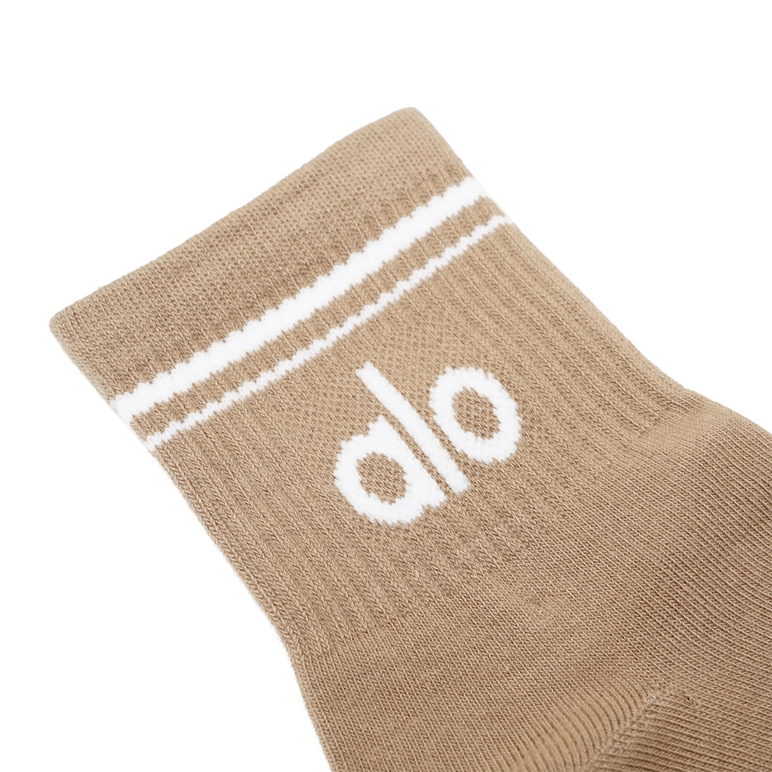 Alo Unisex Half-Crew Throwback Socks
