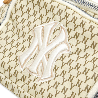 M7B Classic Monogram Hipsack